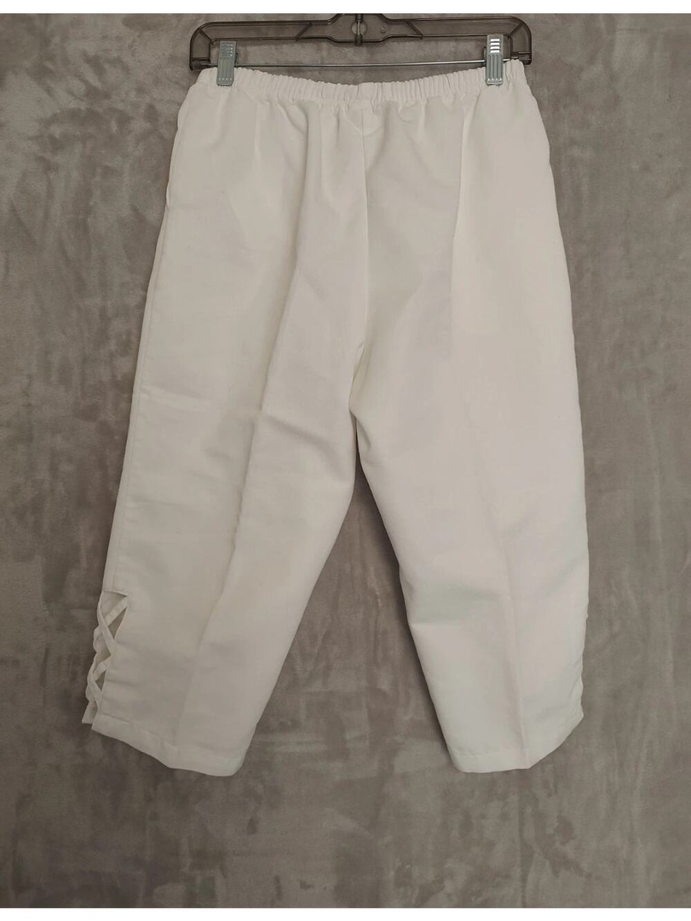 Blair, Perite Women's Capris, Size S/PT, White, Elastic Waist, Slash Pockets,